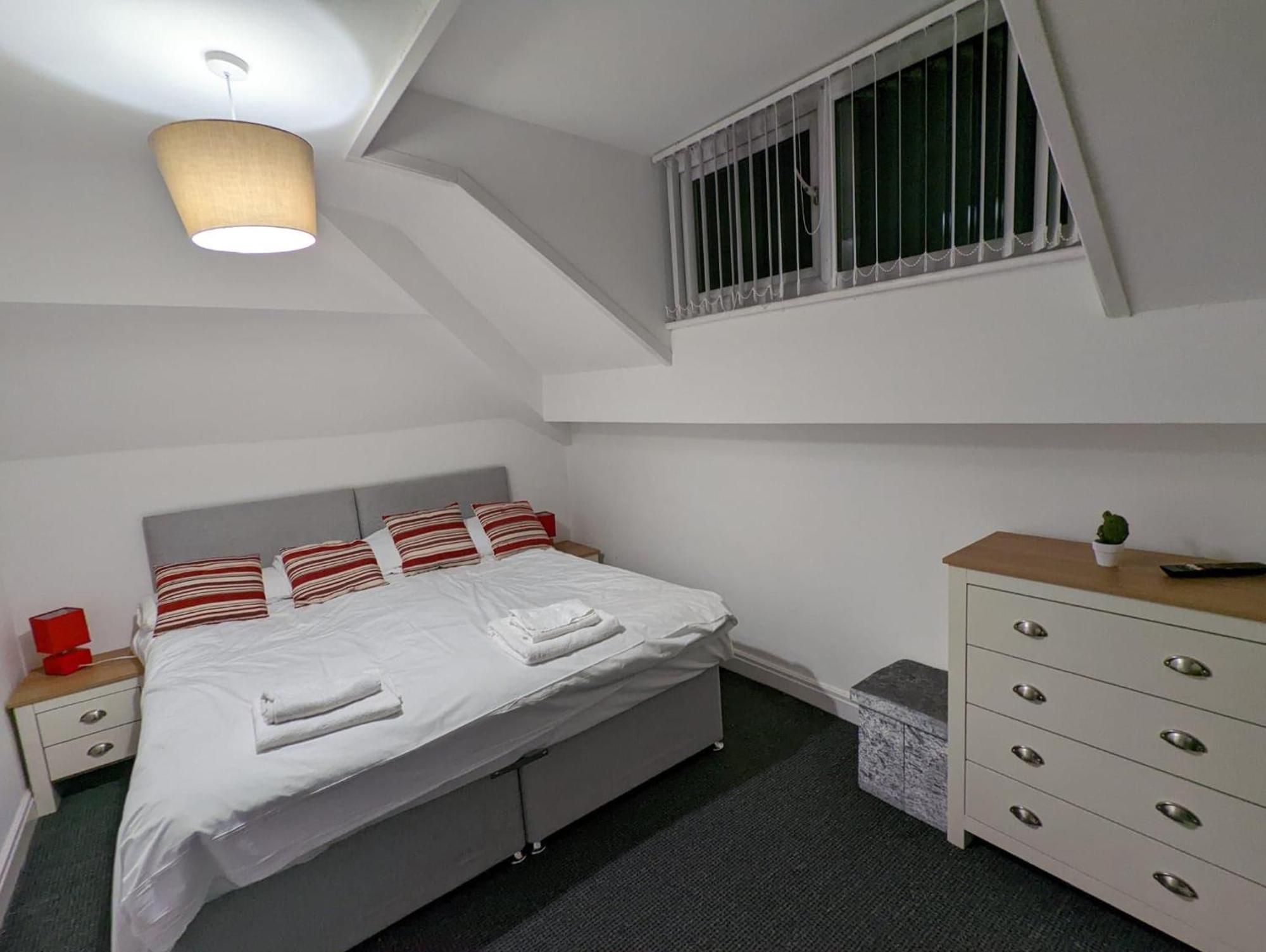 Coast Accommodation Station Road Apartments Blackpool Room photo