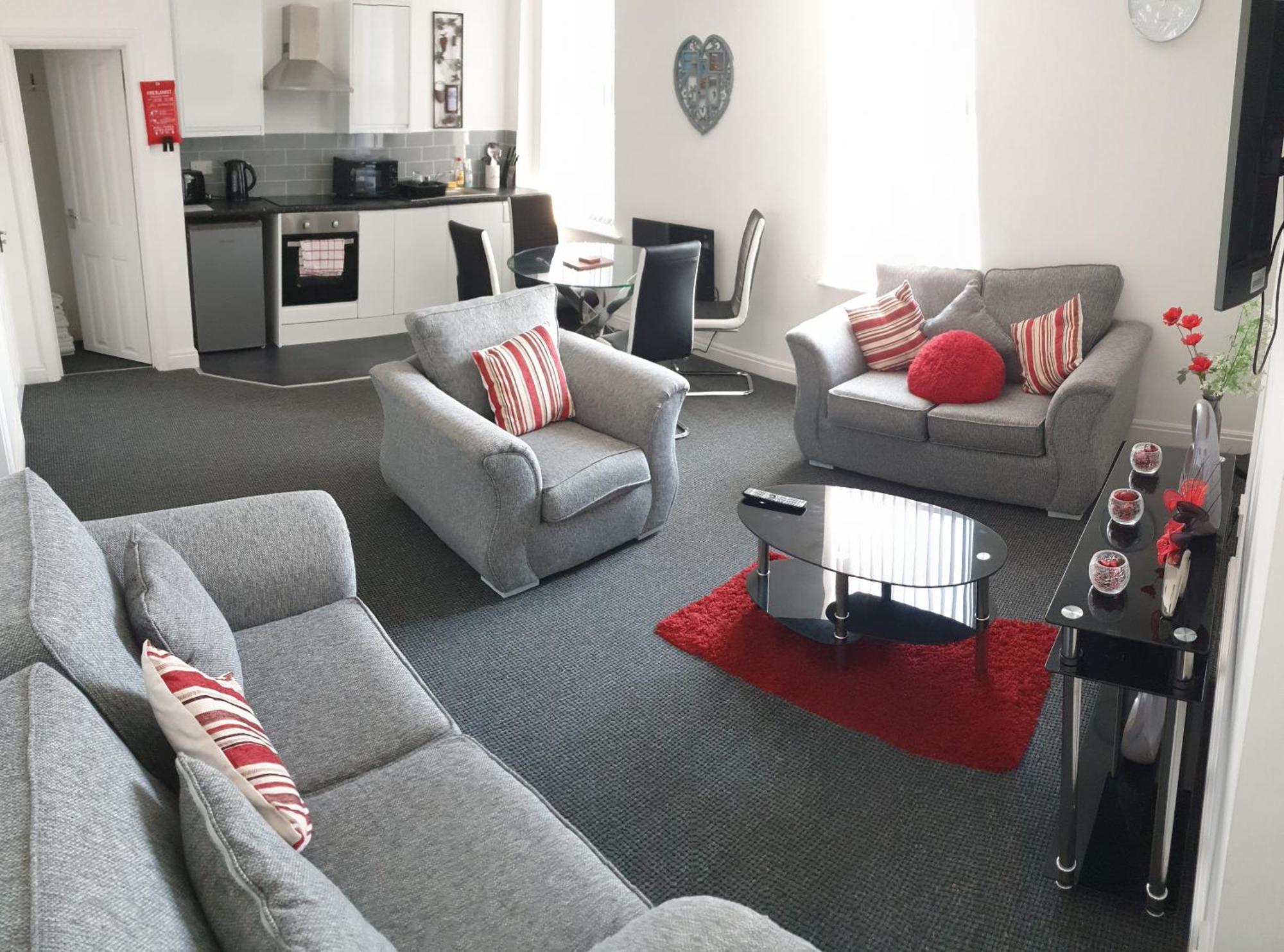 Coast Accommodation Station Road Apartments Blackpool Room photo
