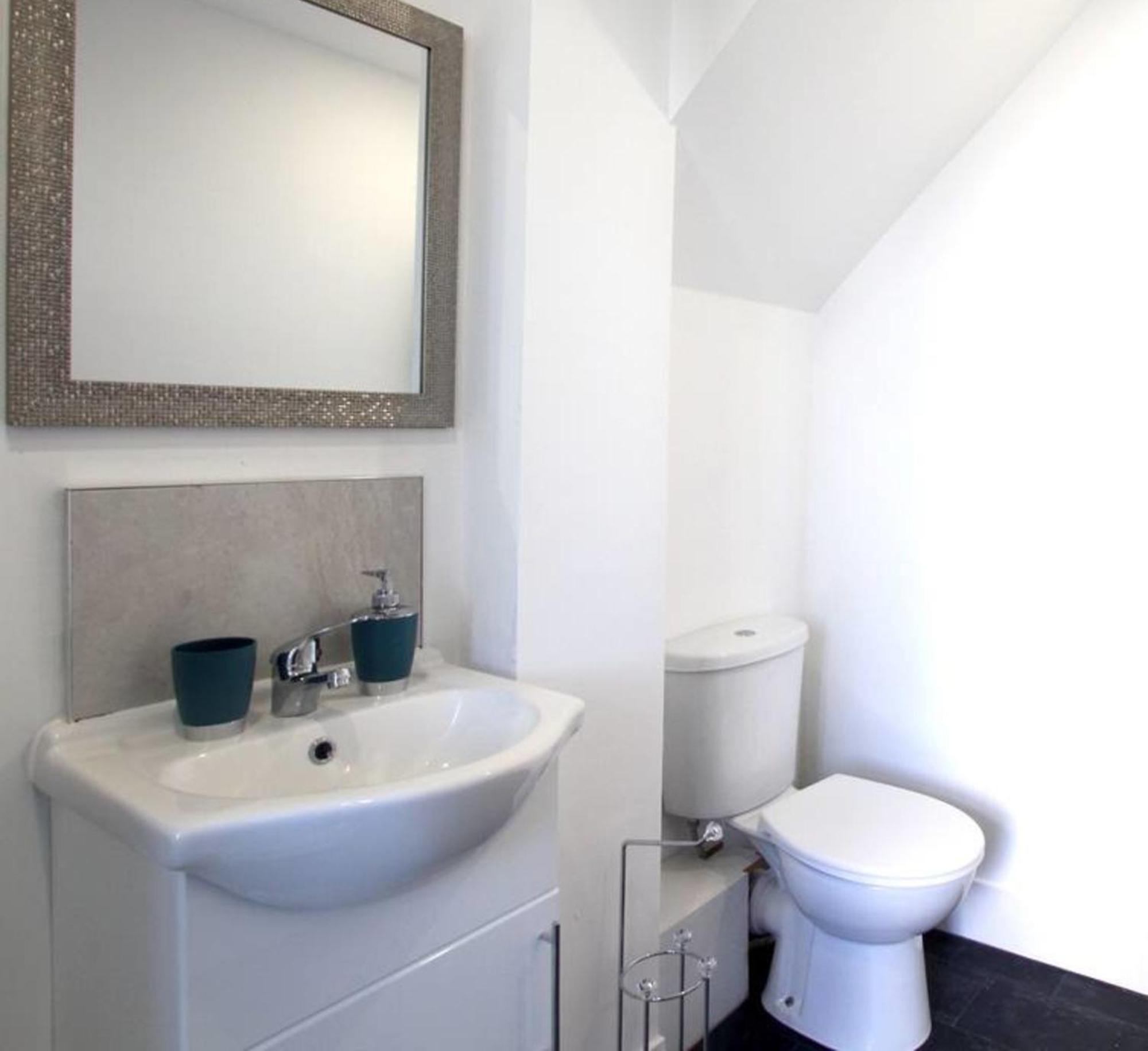 Coast Accommodation Station Road Apartments Blackpool Room photo